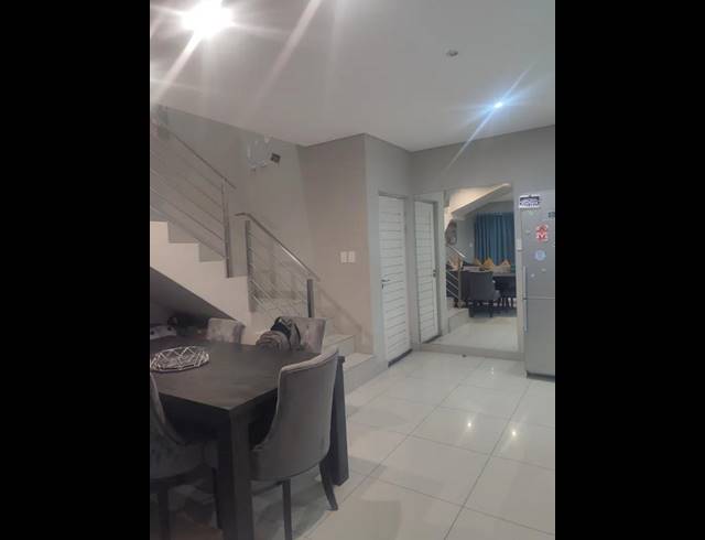 4 BEDROOM HOUSE FOR SALE IN EQUESTRIA